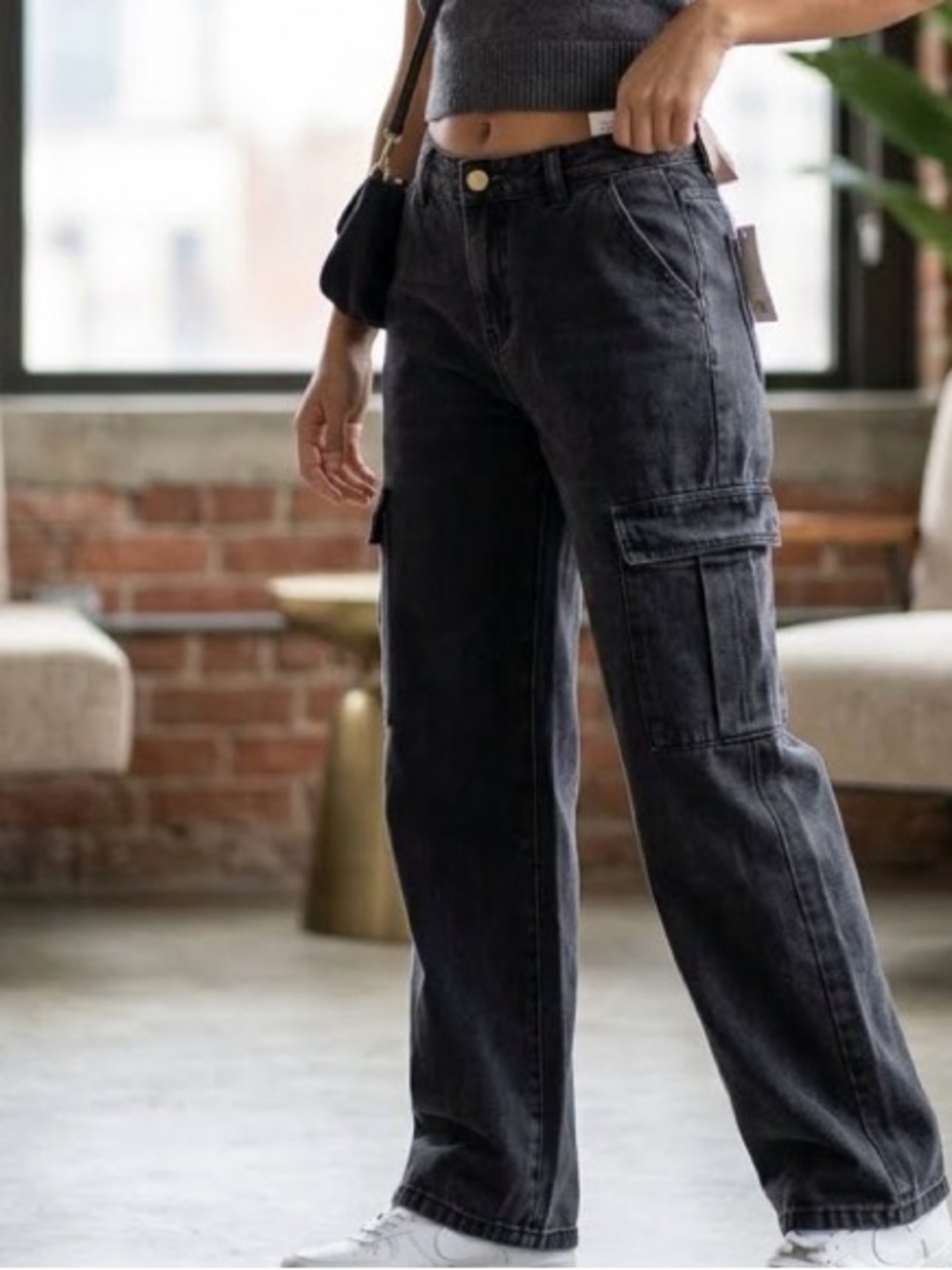 ❤️ High-Waist Black Cargo Jeans - Size 3